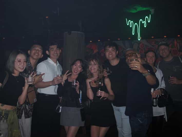 Party Singapore Bespoke Pub Crawl