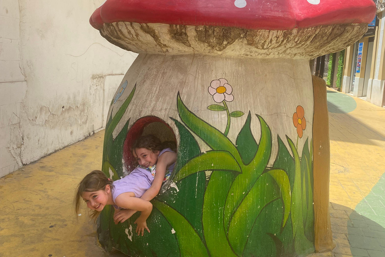 Alicante: Private Easy-walking City Tour & Castle.Shore also
