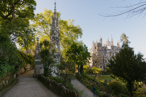 Sintra: Biglietto d'ingresso per Quinta da Regaleira e tour guidatoTour in portoghese