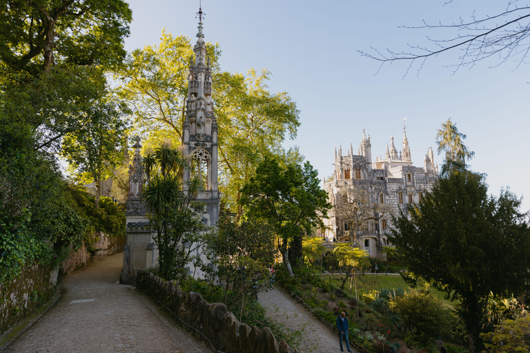 Sintra: Biglietto d'ingresso per Quinta da Regaleira e tour guidatoTour in portoghese
