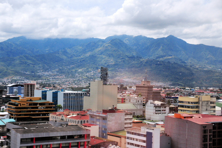 La Fortuna de Arenal: Transfer till San Jose eller AlajuelaPrivat transport