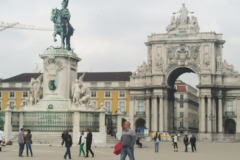 Lissabon: Ganztägige private und geführte Stadtrundfahrt