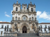 Fátima, Batalha, Alcobaça, Nazaré et Óbidos Visite privée - Hizvo