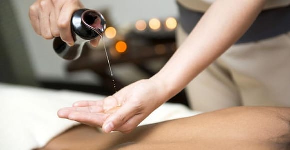 Hanoi Old Quarter: Thai Massage at Hoang Spa