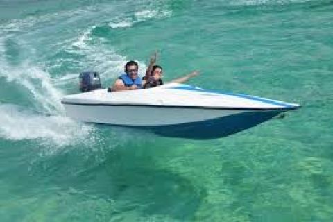 Punta Cana: Speedboat, Snorkel, and Catamaran 3-in-1 Tour