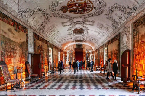Copenhagen: Rosenborg Palace Tour in Spanish with tickets Copenhagen: Robenborg Palace Tour in Spanish with tickets