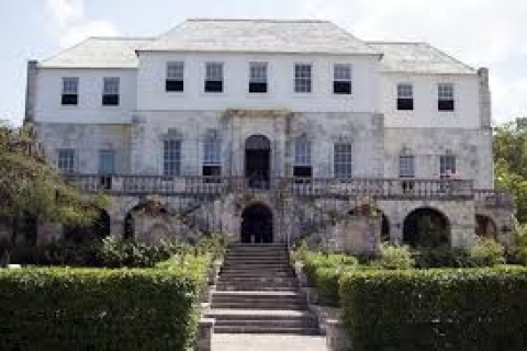 Montego Bay City en Rose Hall Haunted House TourVan Royalton White Sands and Excellence