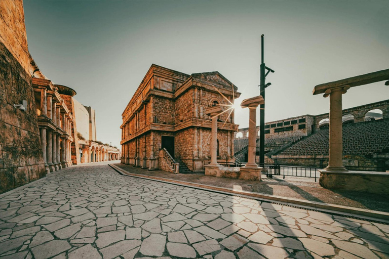 澳门：私人历史漫步和米其林当地美食之旅深圳：未来自动驾驶出租车、巴士和无人机送货