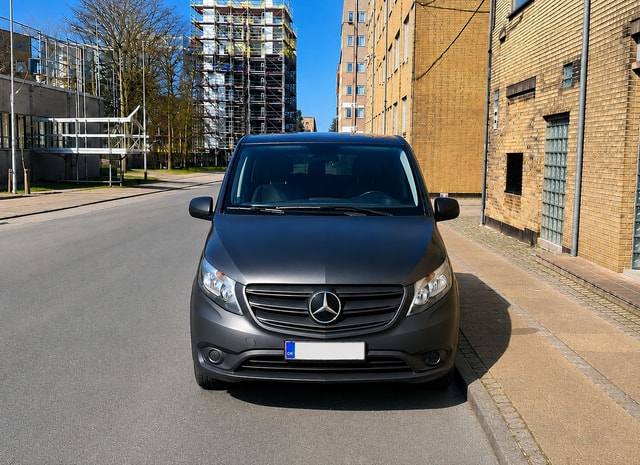 Kopenhagen: Privater Transfer zum/vom Flughafen und der Stadt