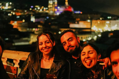 Quito: Historic Center Rooftop Bar with 2-Hour Open Bar