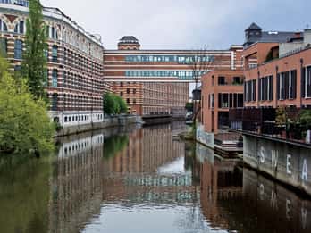 Leipzig: Schnitzeljagd durch den Westen der Stadt (Deutsch) Leipzig: Schnitzeljagd durch den Westen der Stadt (Deutsch)
