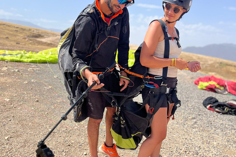 Avventura a Marrakech: parapendio, giro in cammello e colazione