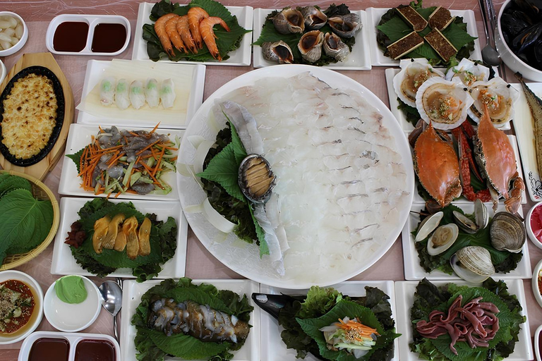 Seoul: Incheon Landing Operation & UN Forces Expert-Led Tour Incheon Landing Operation & UN Forces History (Private Tour)