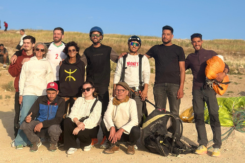 Avventura a Marrakech: parapendio, giro in cammello e colazione