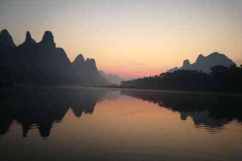 Li River, Reed Flute Cave,Xianggong Hill&Light Show Day Tour