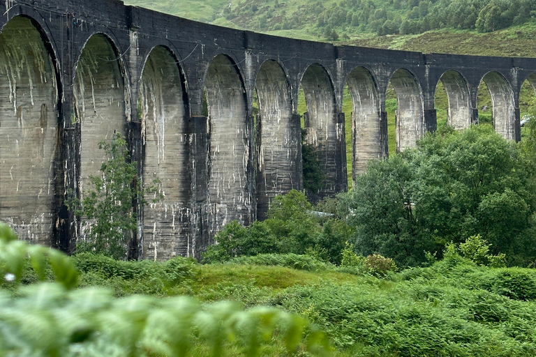 From Edinburgh: 2-Day Highlands Tour with Hogwarts Express 2 Guests Twin Room with 2 Single Beds and a Private Bathroom