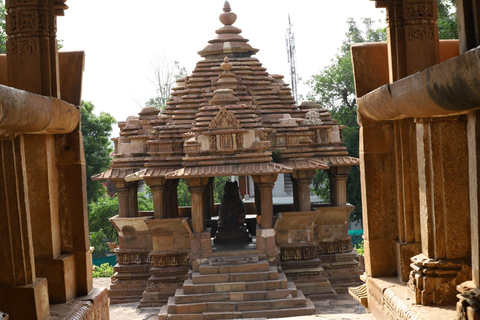 From Delhi: 4-Day Khajuraho Temples & Panna Tiger Safari