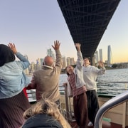 Sydney: City Highlights Walking Food Tour with Harbor Cruise