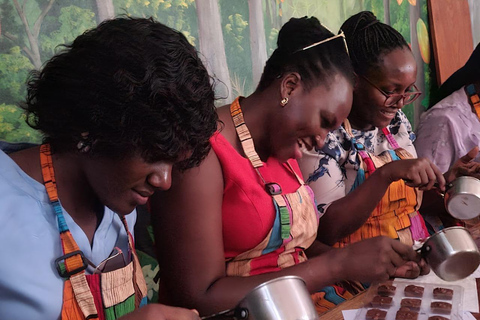 Kampala: Praktische SchokoladenherstellungKampala: Schokolade selbst machen