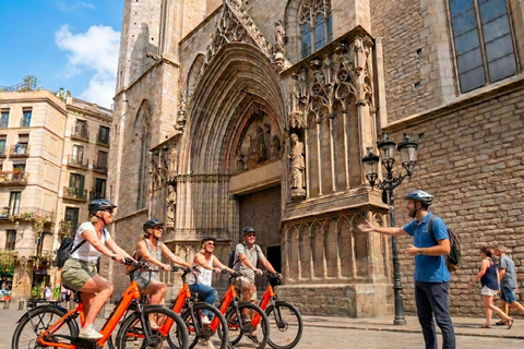 Barcelona: 1.5-2 Hour Sightseeing Tour by Bike/Electric Bike Private Regular Bike Group Tour (Up to 20 Participants)