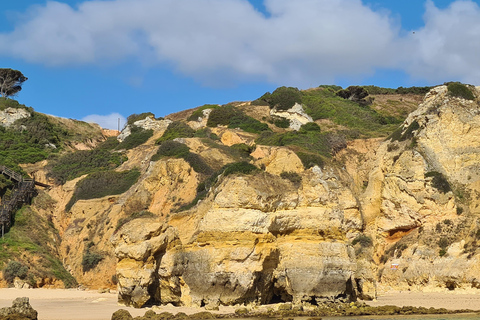 Lagos: Wycieczka łodzią do grot Ponta da Piedade/jaskinieWycieczka łodzią do grot w Lagos nie jest prywatna