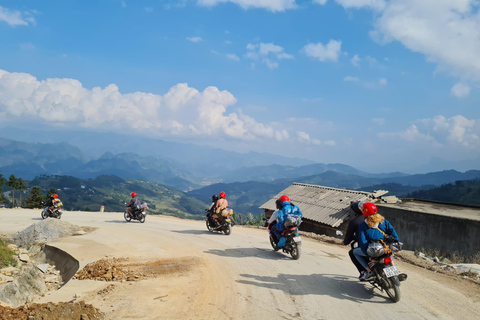 Hanoi: Ha Giang Transfer med VIP-sovbussFrån Ha Giang till Hanoi