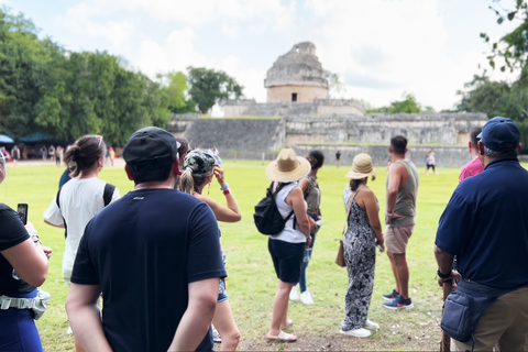 Cancun: Chichén Itzá, cenote Ik Kil & Valladolid met lunchOphalen vanaf Riviera Maya, Playa del Carmen, Akumal, Tulum