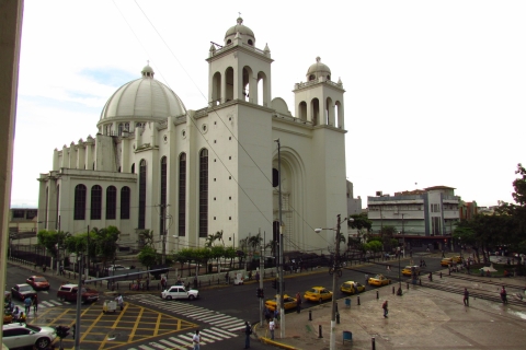Visite de la ville d'une demi-journée à San SalvadorVisite de groupe (publique)