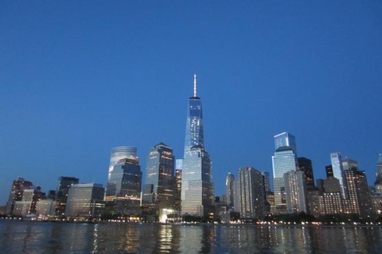 NYC: avondrondvaart met jazz op jacht ManhattanNiet-terugbetaalbare rondvaart