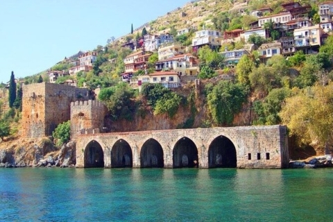 Peaceful Bliss: Alanya's Quiet Relax Boat