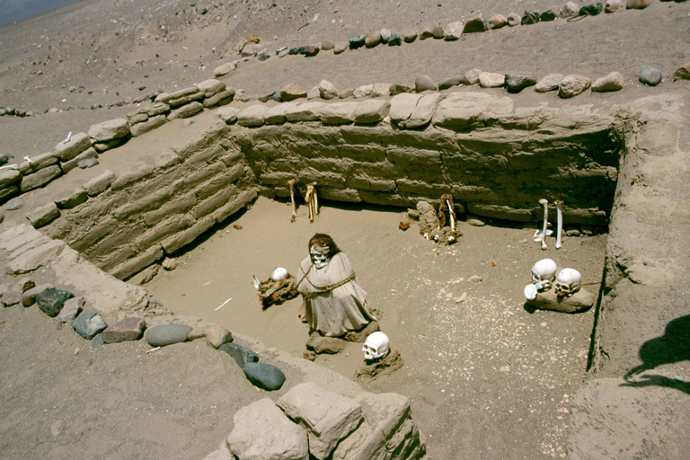 LIMA | Tour alle Linee di Nazca e al Cimitero di Chauchilla