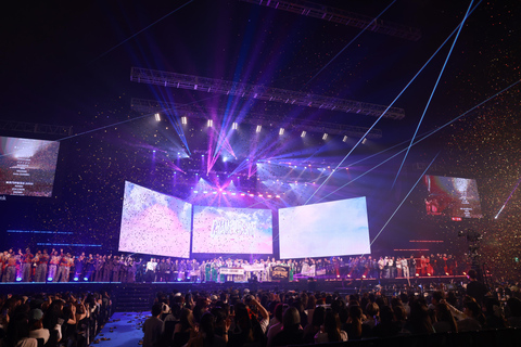 Tokyo: goditi l'unica lega di danza professionistica al mondo!Tokyo: goditi l'unico campionato di danza professionistico al mondo!