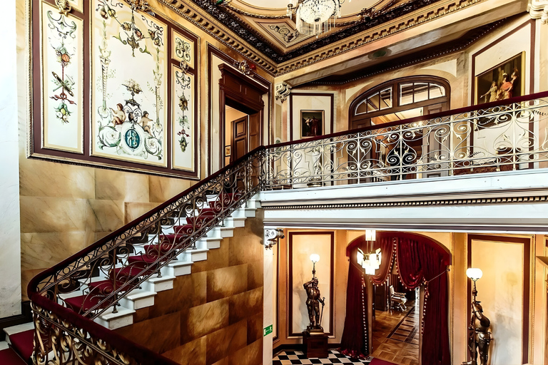 Łódź: Most Remarkable Factory Distric Private Guided Tour Księży Młyn Private Walking Tour (2h)