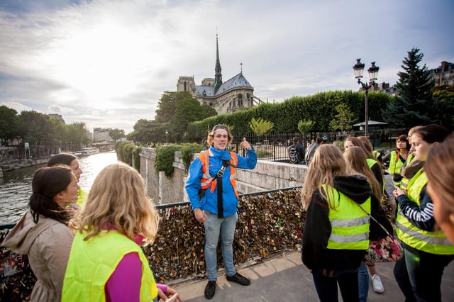 Paris : visite nocturne à vélo et croisière sur la Seine