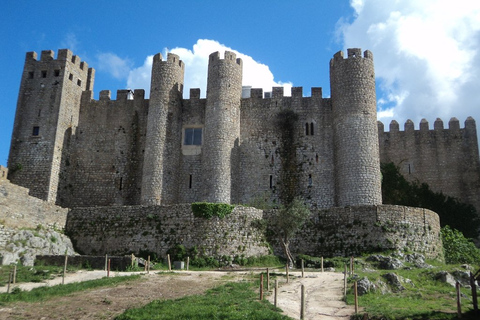 Ab Lissabon: Kleingruppentour nach Fátima, Nazaré und Óbidos