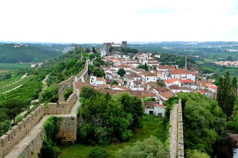 Ab Lissabon: Kleingruppentour nach Fátima, Nazaré und Óbidos