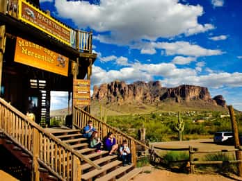 Apache Trail: Tagestour in kleiner Gruppe Apache Trail: Tagestour in kleiner Gruppe