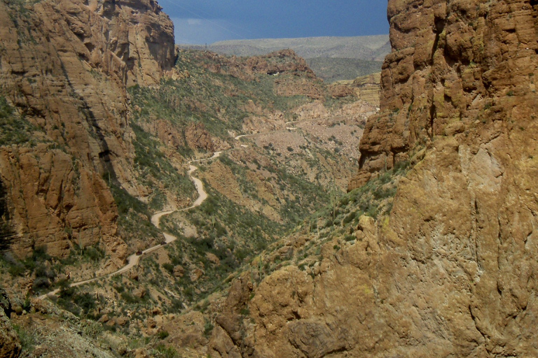 Apache Trail w/Dolly Steamboat Full Day Small Group Tour Apache Trail Full Day Small Group Tour