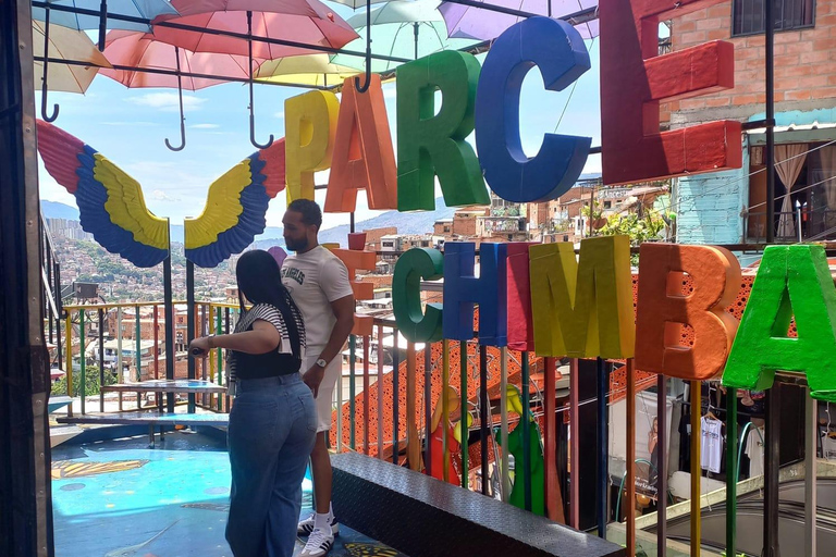 Medellín: Private Stadtrundfahrt, lokale Sehenswürdigkeiten und Comuna 13