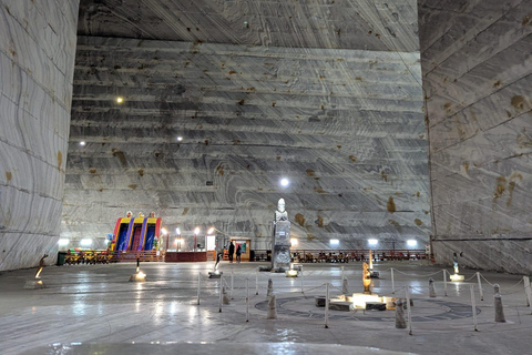 Brașov: Slănic Prahova Salt Mine & Cantacuzino Castle Tour