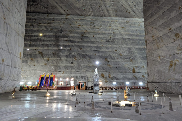 Brașov: Slănic Prahova Salt Mine & Cantacuzino Castle Tour