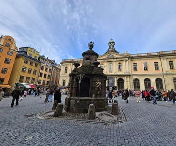Stockholm: Secrets of Gamla Stan Guided Tour w/ Fika Option