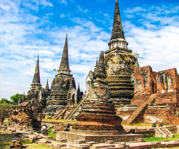 From Bangkok: Ayutthaya Historical Park Guided Day Trip