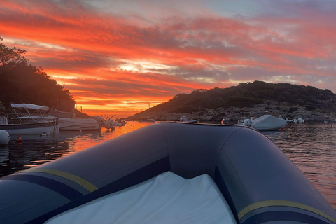 North of Ibiza: Boat Rental without a License in Portinatx Half day