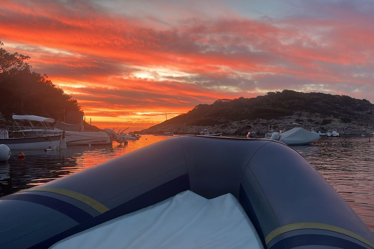 North of Ibiza: Boat Rental without a License in Portinatx Half day