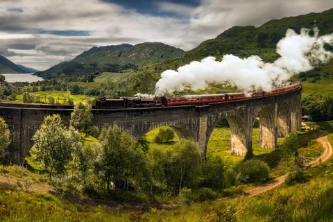 Från Glasgow: Glenfinnan, Loch Lomond och högländerna