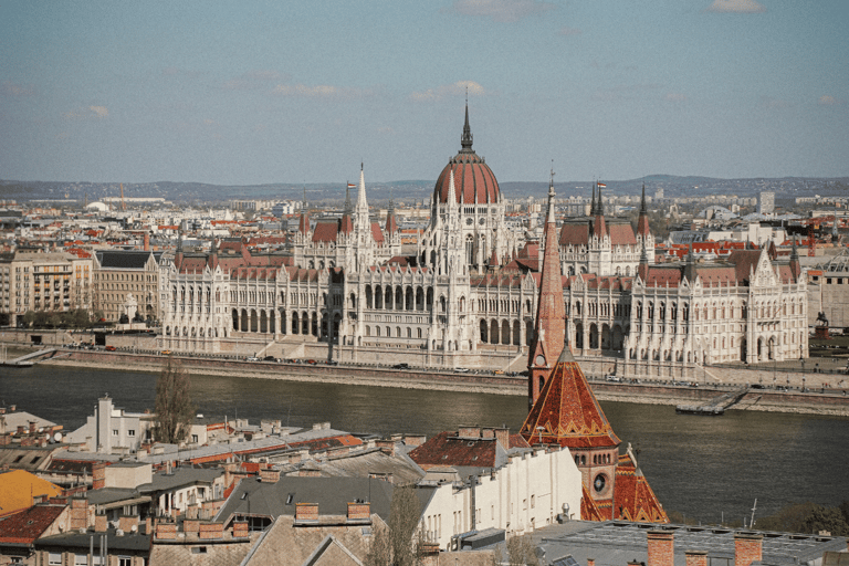 Bratislava: Budapest Day Trip with Guide