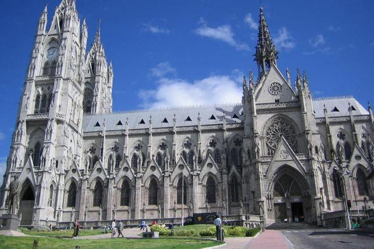 Quito city: Full day tour through the magical Quito