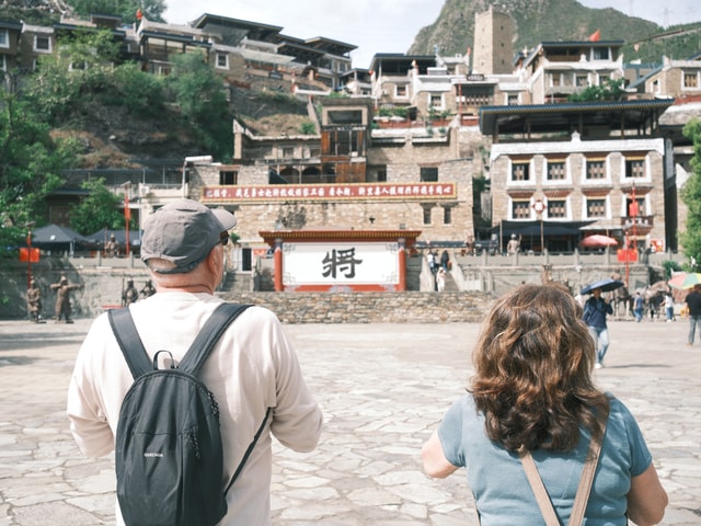 Chengdu: Taoping & Ganbao Tibetan Villages Heritage Day Trip