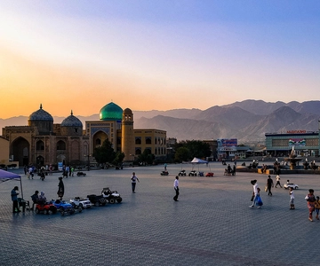 From Tashkent: Sightseeing Day Trip to Khujand, Tajikistan